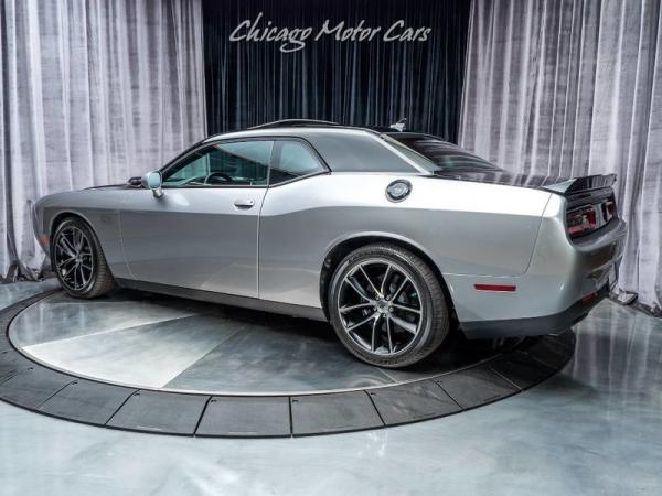Used 2017 Dodge Challenger 392 HEMI Scat Pack Shaker 101 Miles! for sale Sold at Chicago Motor Cars in West Chicago IL 60185 3