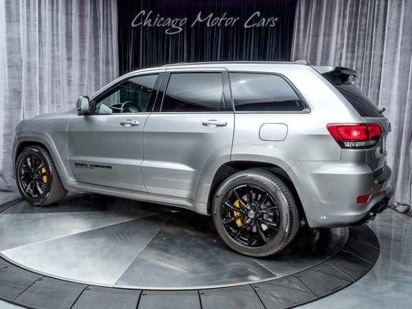 Used 2018 Jeep Grand Cherokee Trackhawk for sale Sold at Chicago Motor Cars in West Chicago IL 60185 3