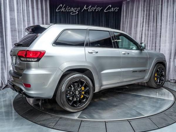 Used 2018 Jeep Grand Cherokee Trackhawk for sale Sold at Chicago Motor Cars in West Chicago IL 60185 5