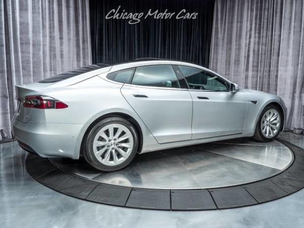 Used 2016 Tesla Model S 75D AWD Sedan ONLY 3K MILES MSRP $86K+ for sale Sold at Chicago Motor Cars in West Chicago IL 60185 5