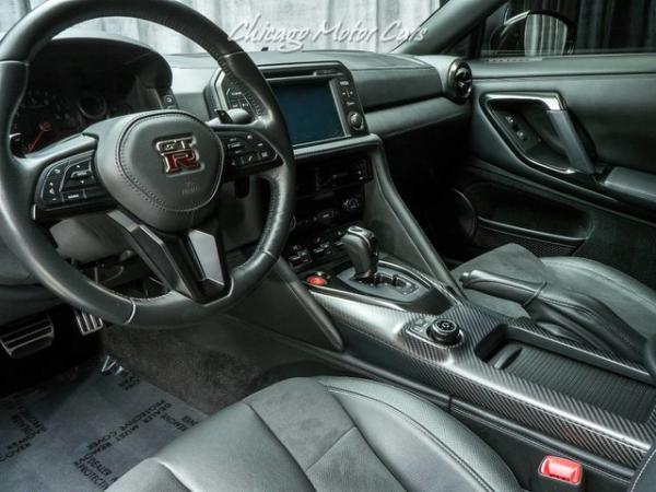 Used-2017-Nissan-GT-R-Premium-ALPHA-7-700HP