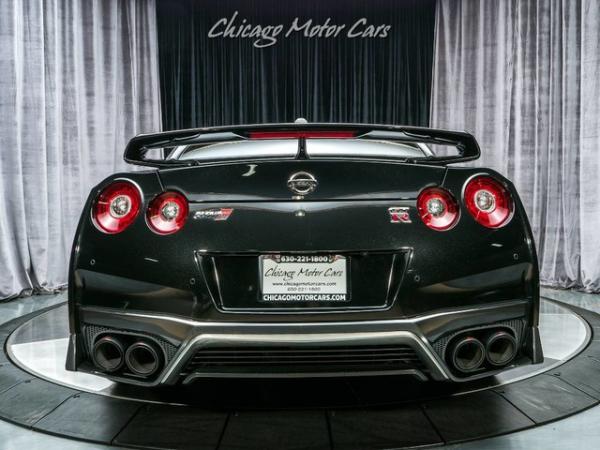 Used 2017 Nissan GT-R Premium ALPHA 7 700HP for sale Sold at Chicago Motor Cars in West Chicago IL 60185 4