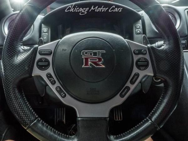 Used-2009-Nissan-GT-R-Premium