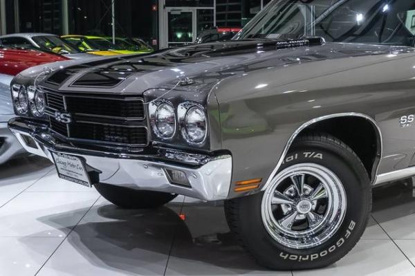 Used 1970 Chevrolet Chevelle SS for sale Sold at Chicago Motor Cars in West Chicago IL 60185 5