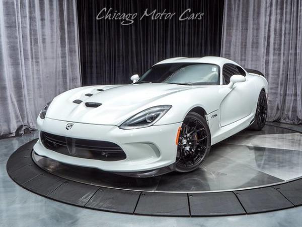 Used-2014-Dodge-SRT-Viper-TA-Time-Attack-RARE-Only-33-in-TA-Spec