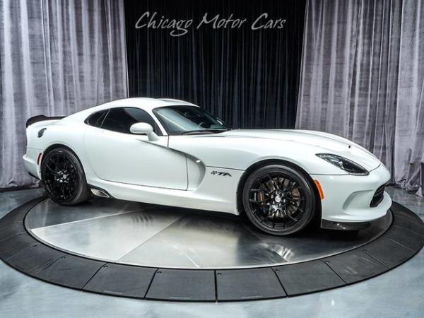 Used 2014 Dodge SRT Viper TA Time Attack RARE Only 33 in TA Spec for sale Sold at Chicago Motor Cars in West Chicago IL 60185 6