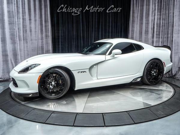 Used 2014 Dodge SRT Viper TA Time Attack RARE Only 33 in TA Spec for sale Sold at Chicago Motor Cars in West Chicago IL 60185 1