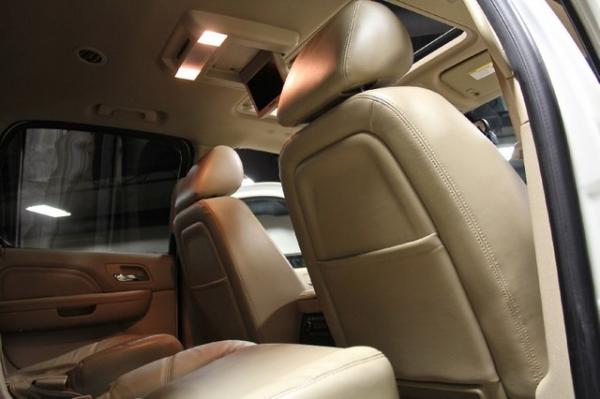 New-2010-Cadillac-Escalade-ESV-Luxury-Luxury