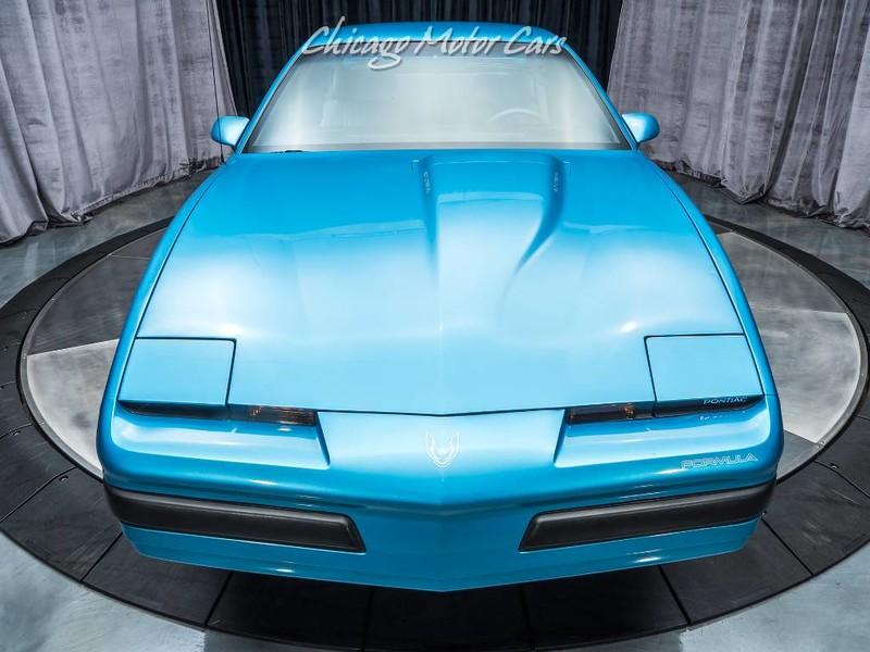 Used-1990-Pontiac-Firebird-Formula