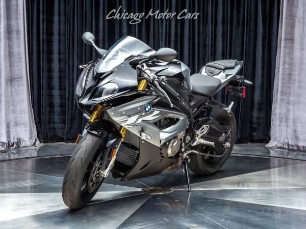 Used 2017 BMW S1000RR Motorcycle for sale Sold at Chicago Motor Cars in West Chicago IL 60185 3