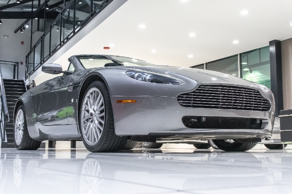 Used-2009-Aston-Martin-Vantage-Convertible-NAVIGATION