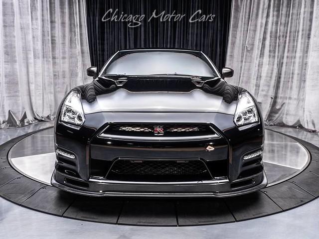 Used-2013-Nissan-GT-R-Premium