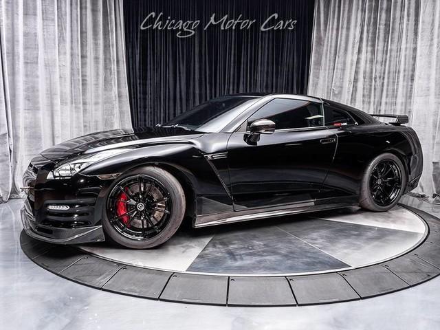 Used 2013 Nissan GT-R Premium for sale Sold at Chicago Motor Cars in West Chicago IL 60185 1