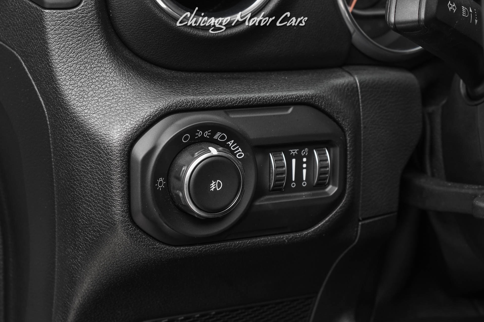 Used 2018 Jeep Wrangler Unlimited Sahara JL 4x4 Full Leather! Alpine