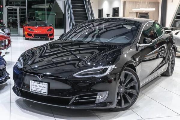 Used 2017 Tesla Model S 75D for sale Sold at Chicago Motor Cars in West Chicago IL 60185 2