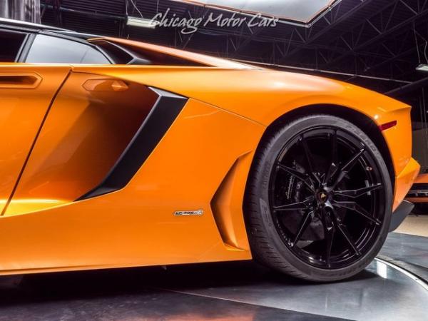 Used-2015-Lamborghini-Aventador-LP700-4-Roadster-MSRP-492795