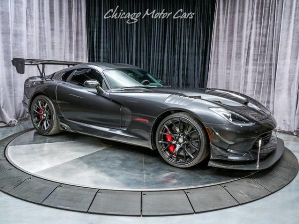 Used 2017 Dodge Viper ACR Extreme Aero Coupe for sale Sold at Chicago Motor Cars in West Chicago IL 60185 6