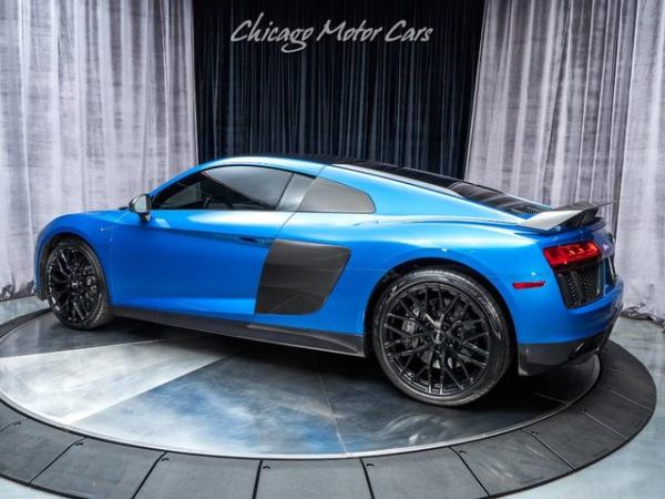 Used 2018 Audi R8 Coupe V10 plus for sale Sold at Chicago Motor Cars in West Chicago IL 60185 3