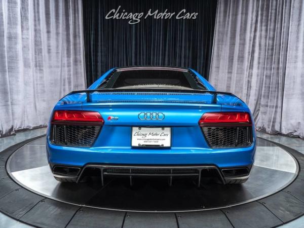 Used 2018 Audi R8 Coupe V10 plus for sale Sold at Chicago Motor Cars in West Chicago IL 60185 4
