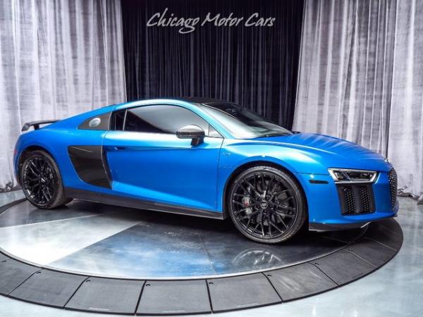 Used 2018 Audi R8 Coupe V10 plus for sale Sold at Chicago Motor Cars in West Chicago IL 60185 6