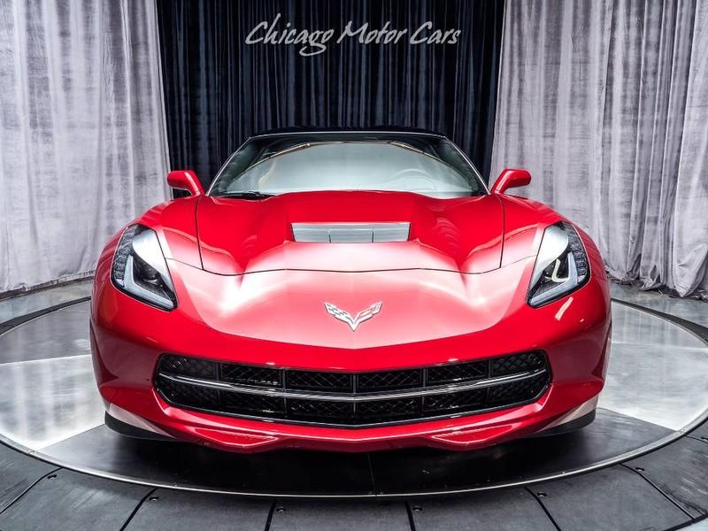 Used-2015-Chevrolet-Corvette-2LT-Coupe-700-Miles