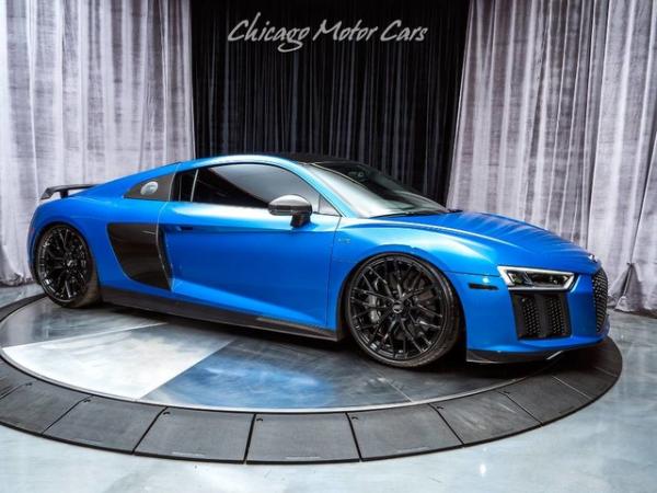 Used 2018 Audi R8 Coupe V10 plus MSRP $208k+ Upgrades! for sale Sold at Chicago Motor Cars in West Chicago IL 60185 6