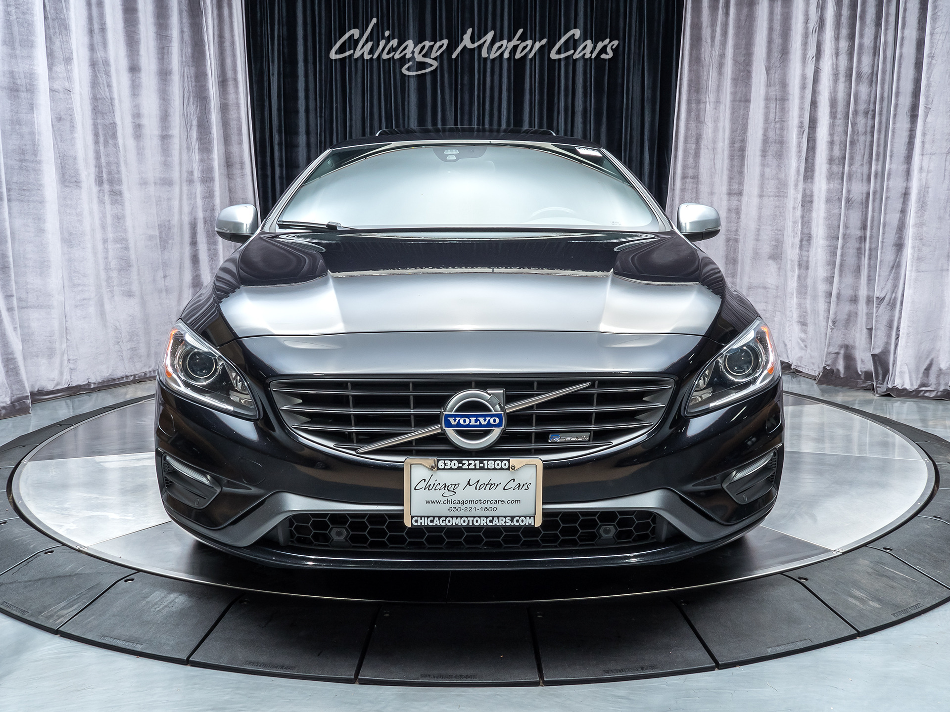 Used-2014-Volvo-S60-T6-R-Design