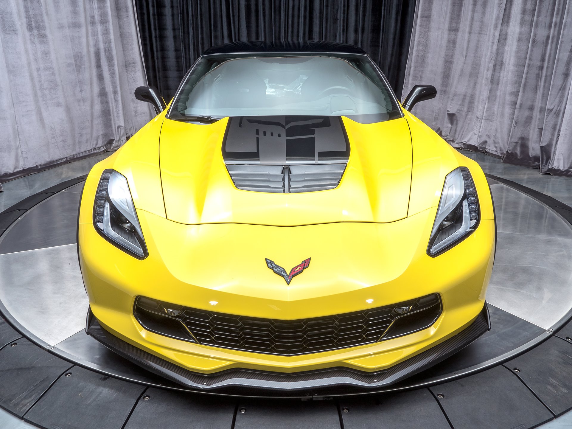 Used-2017-Chevrolet-Corvette-Z06-2LZ-Coupe