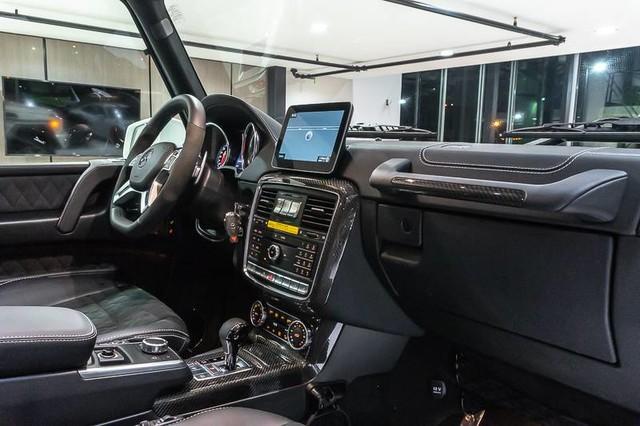 Used-2018-Mercedes-Benz-G550-4x4-Squared