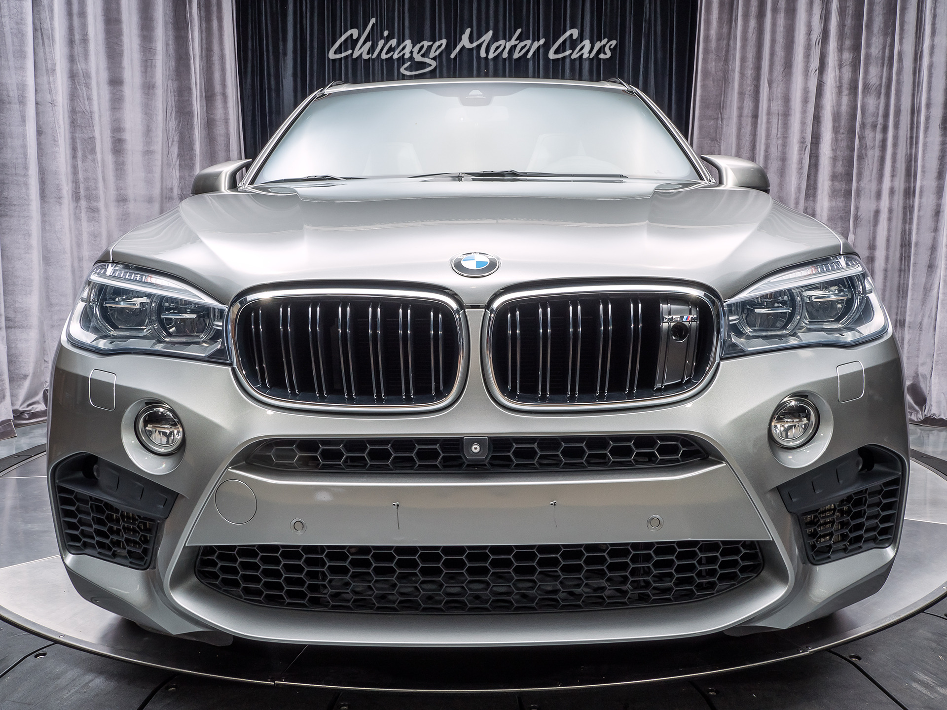 Used-2016-BMW-X5-M-SUV