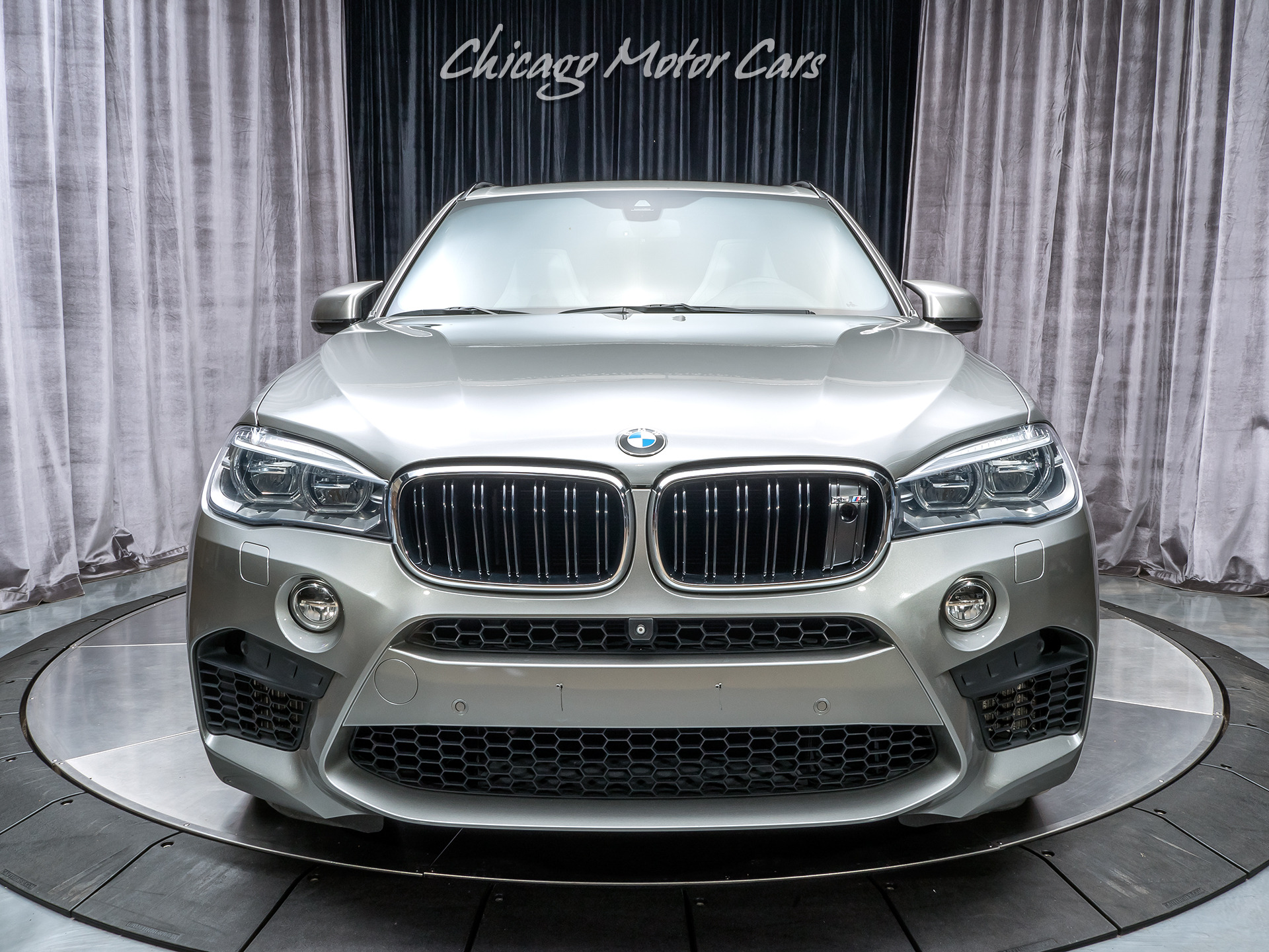 Used-2016-BMW-X5-M-SUV