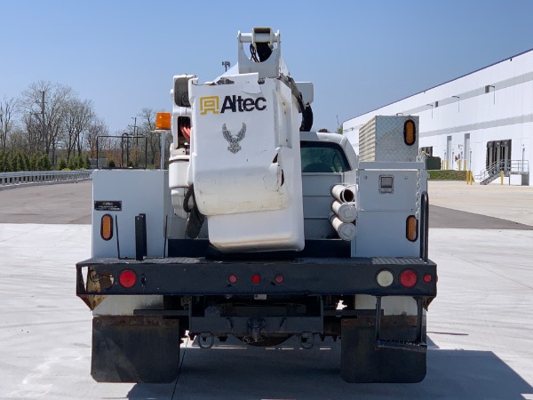 Used 2008 Ford Super Duty F-550 XLT DRW 2dr Bucket Truck for sale Sold at Chicago Motor Cars in West Chicago IL 60185 6