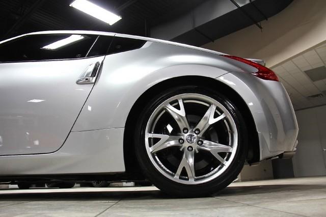 New-2010-Nissan-370Z-Touring