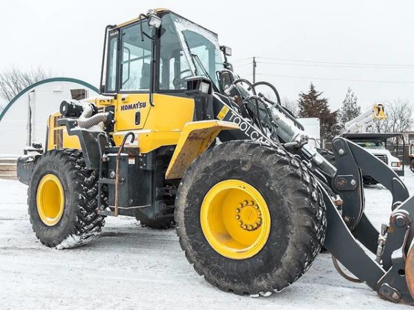 Used 2006 Komatsu WA250PT5 Front End Loader! for sale Sold at Chicago Motor Cars in West Chicago IL 60185 5