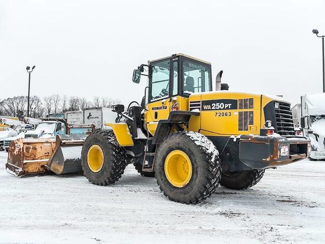 Used-2006-Komatsu-WA250PT5-Front-End-Loader