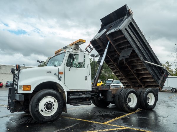 Used-1999-International-4900-DT466-Dump-Truck