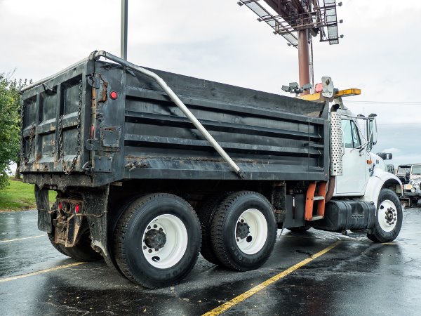 Used 1999 International 4900 DT466 Dump Truck for sale Sold at Chicago Motor Cars in West Chicago IL 60185 4