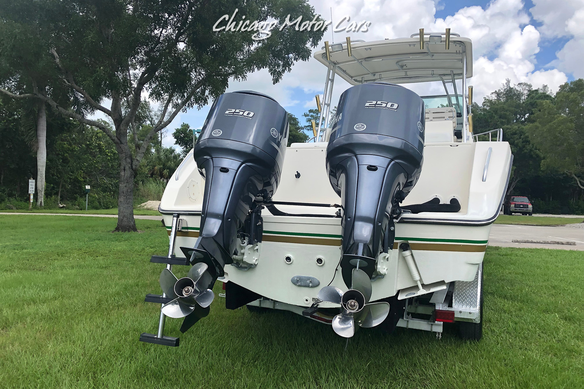 Used-2002-Pursuit-3070-Walkaround-Yamaha-Outboard-4-Stroke-with-Trailer