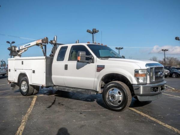 Used 2008 Ford Super Duty F-350 DRW Crane Truck for sale Sold at Chicago Motor Cars in West Chicago IL 60185 3