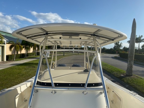 Used-2005-Pursuit-3070CC-Boat