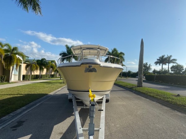 Used 2005 Pursuit 3070CC Boat for sale Sold at Chicago Motor Cars in West Chicago IL 60185 6