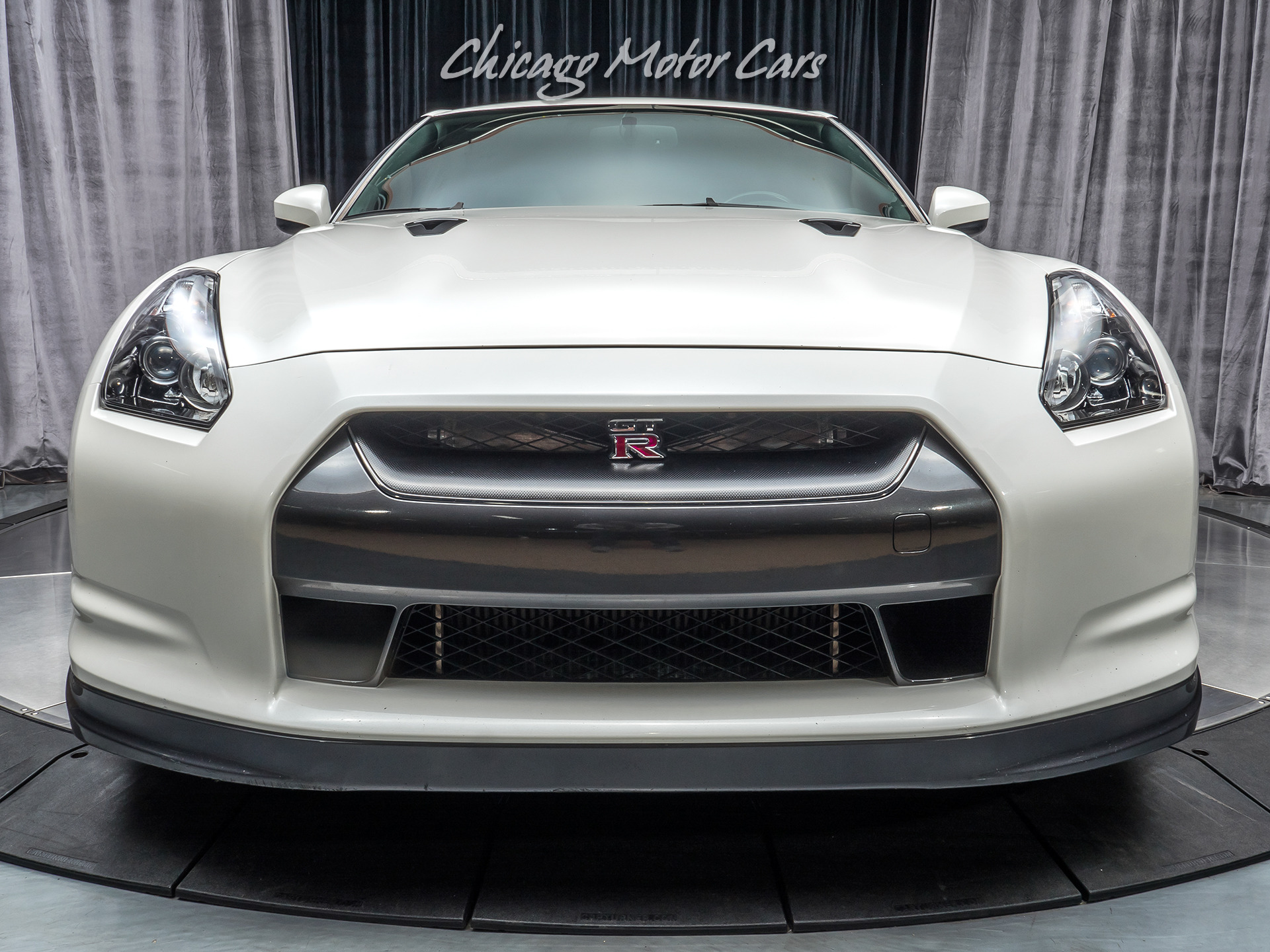 Used-2010-Nissan-GT-R-Premium-ALPHA-10-1006AWHP