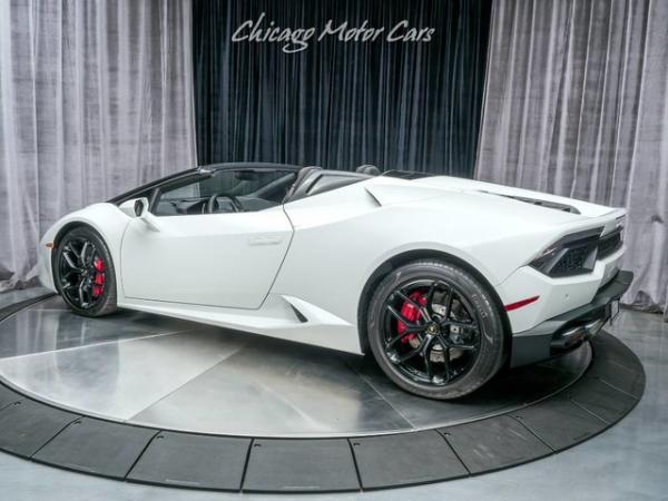 Used 2017 Lamborghini Huracan LP580-2 Spyder Convertible for sale Sold at Chicago Motor Cars in West Chicago IL 60185 3