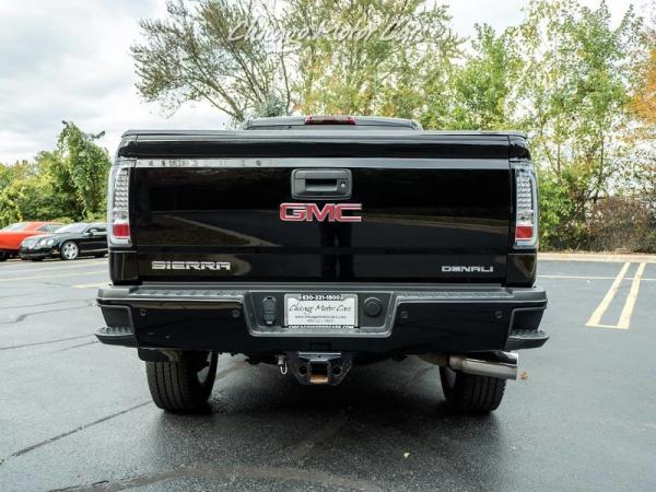Used 2015 GMC Sierra 2500HD Denali Pickup Truck Diesel for sale Sold at Chicago Motor Cars in West Chicago IL 60185 6