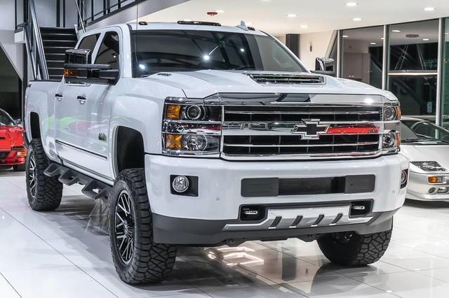 Used-2018-Chevrolet-Silverado-2500HD-High-Country-15K-in-UPGRADES