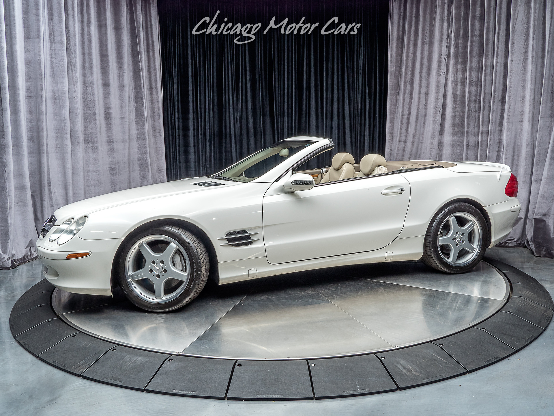 Used 2003 Mercedes-Benz SL500 Roadster 2dr Convertible for sale Sold at Chicago Motor Cars in West Chicago IL 60185 1