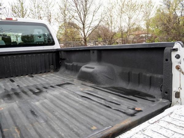 Used-2012-Ford-Super-Duty-F-250-SRW-XL-FRONT-PLOW-HOOKUP