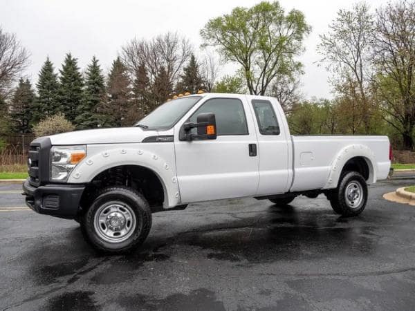 Used 2012 Ford Super Duty F-250 SRW XL **FRONT PLOW HOOKUP** for sale Sold at Chicago Motor Cars in West Chicago IL 60185 1