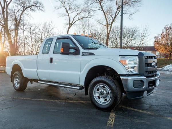 Used 2014 Ford Super Duty F-350 SRW XLT for sale Sold at Chicago Motor Cars in West Chicago IL 60185 3