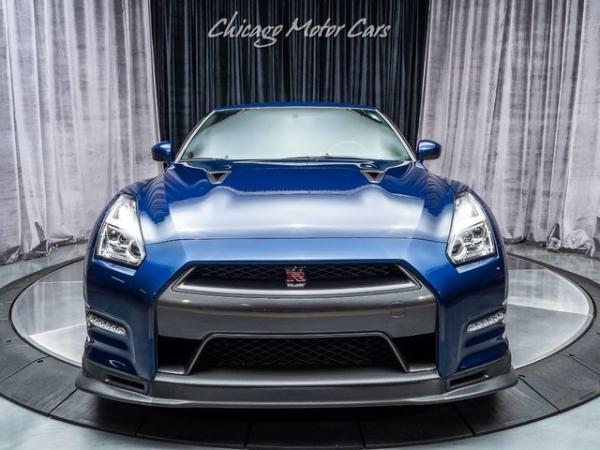 Used-2015-Nissan-GT-R-Black-Edition